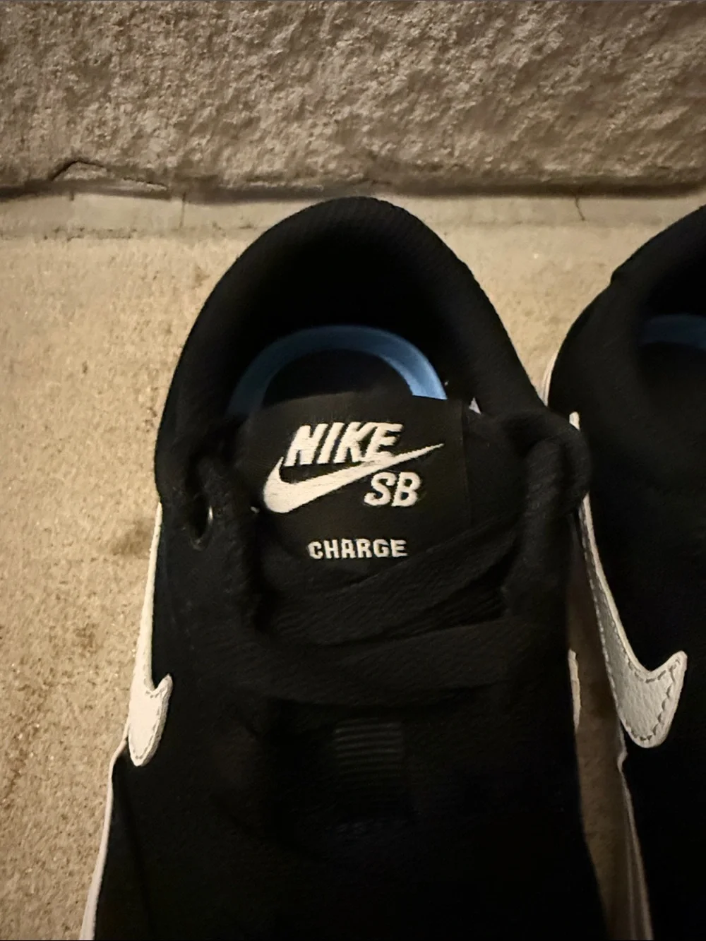 Nike SB Charge Youth Black Canvas Skate Shoes White Swoosh Lace-Up Sneakers